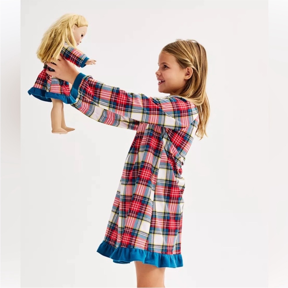 NWT Jingle Bell Rock Sleep Gown. Plaid Pajamas with Doll Outfit. Girl’s Sz-8/10